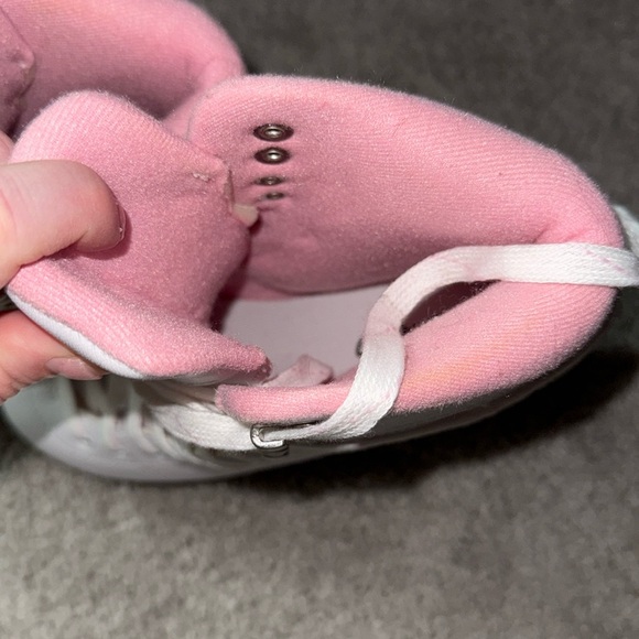 JACKSON Women's White and Pink Skates - Picture 3 of 4